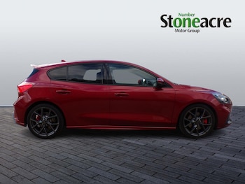 Used Ford Focus 2021 for sale - 76399254: Photo