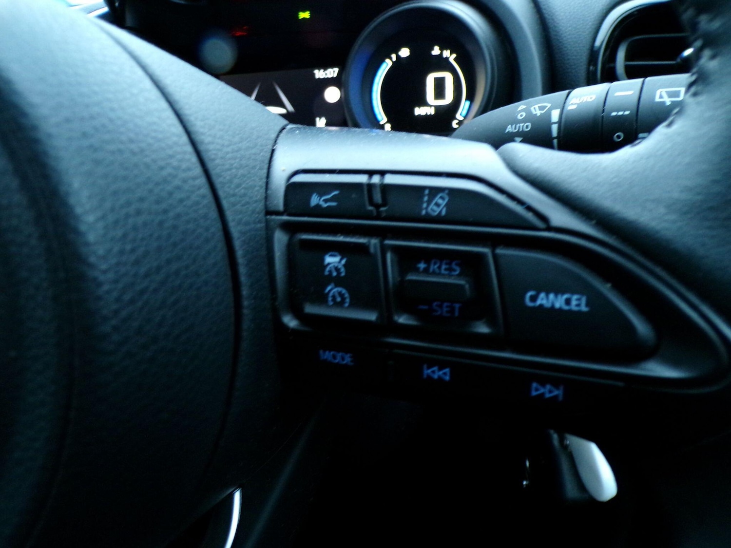 Used Toyota Yaris 2022 for sale - 77525097: Photo 26