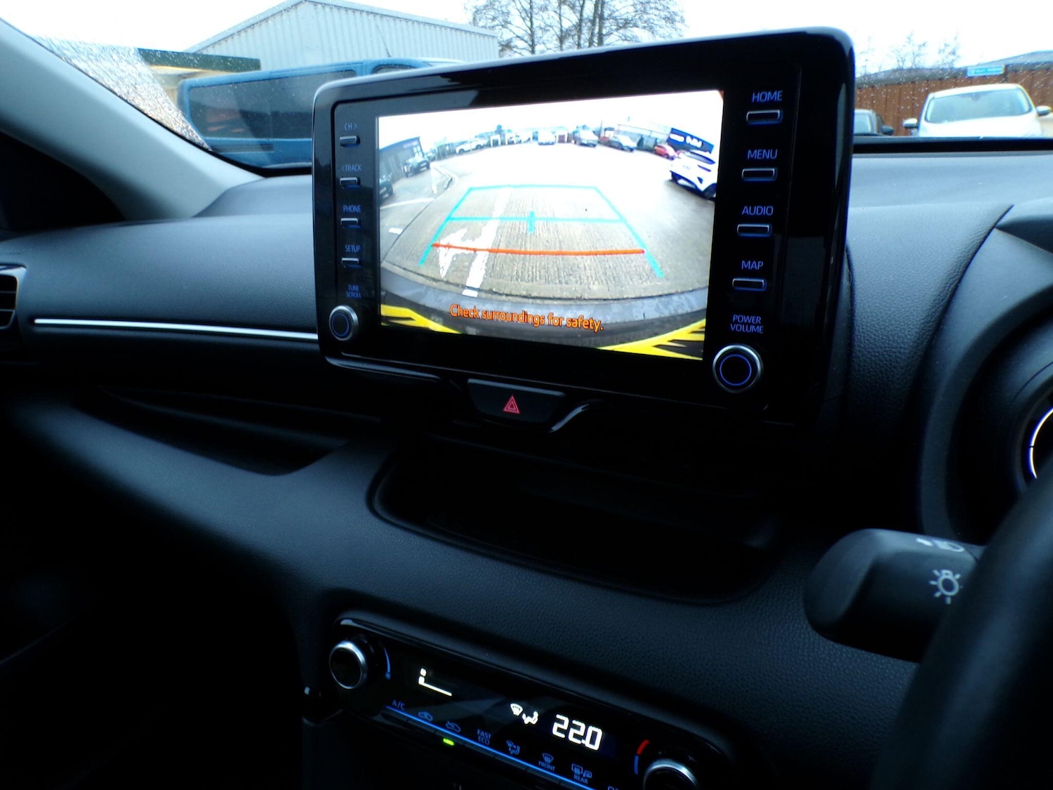 Used Toyota Yaris 2022 for sale - 77525097: Photo 27