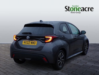 Used Toyota Yaris 2022 for sale - 77525097: Photo