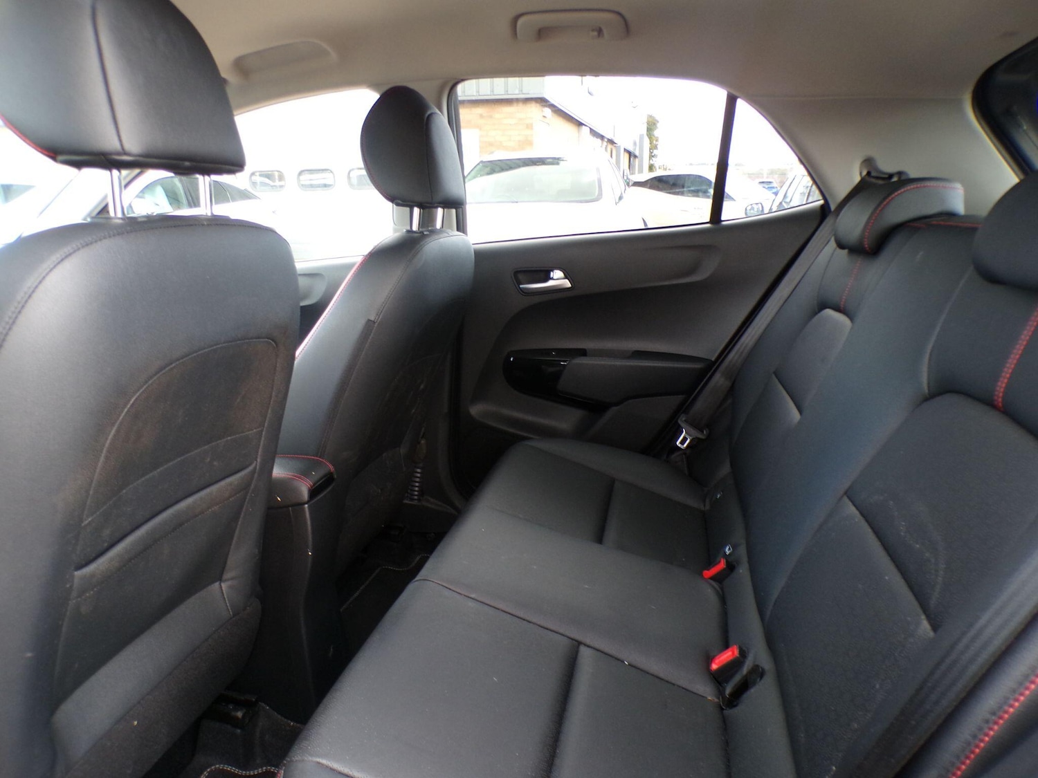 Used Kia Picanto 2023 for sale - 76137475: Photo 13