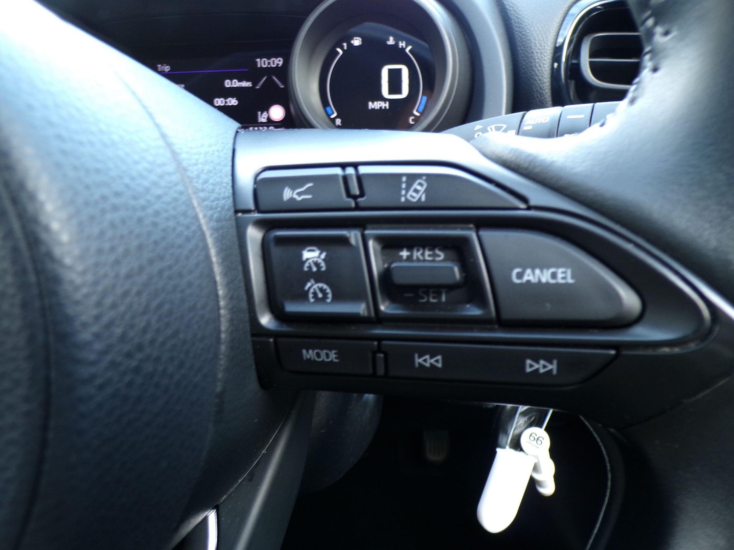 Used Toyota Yaris 2021 for sale - 76634253: Photo 21