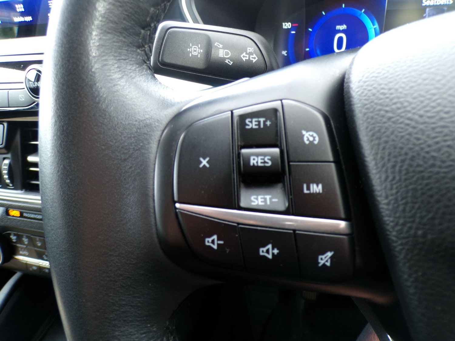 Used Ford Kuga 2021 for sale - 76108597: Photo 25