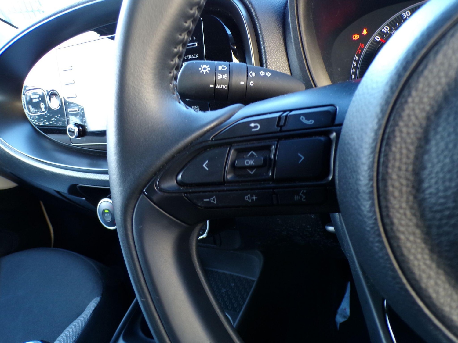 Used Toyota Aygo X 2022 for sale - 77266951: Photo 24