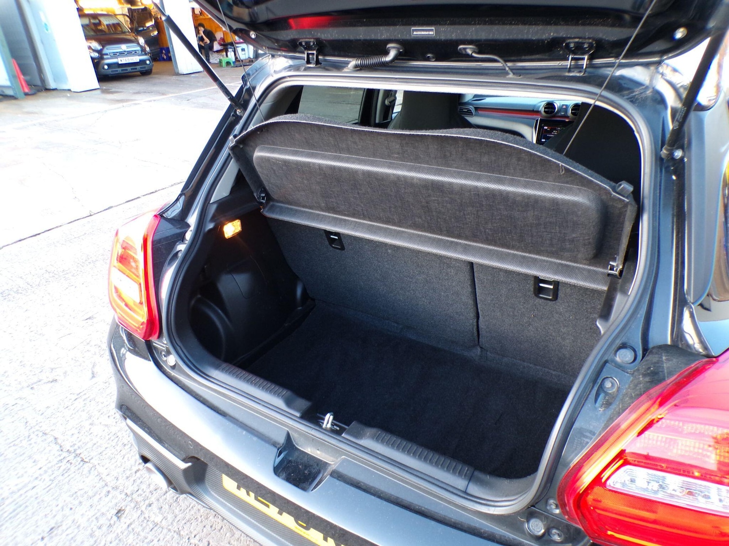 Used Suzuki Swift for sale - 77898424: Photo 10