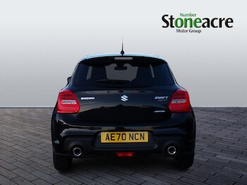 Used Suzuki Swift 2020 for sale - 77898424: Photo