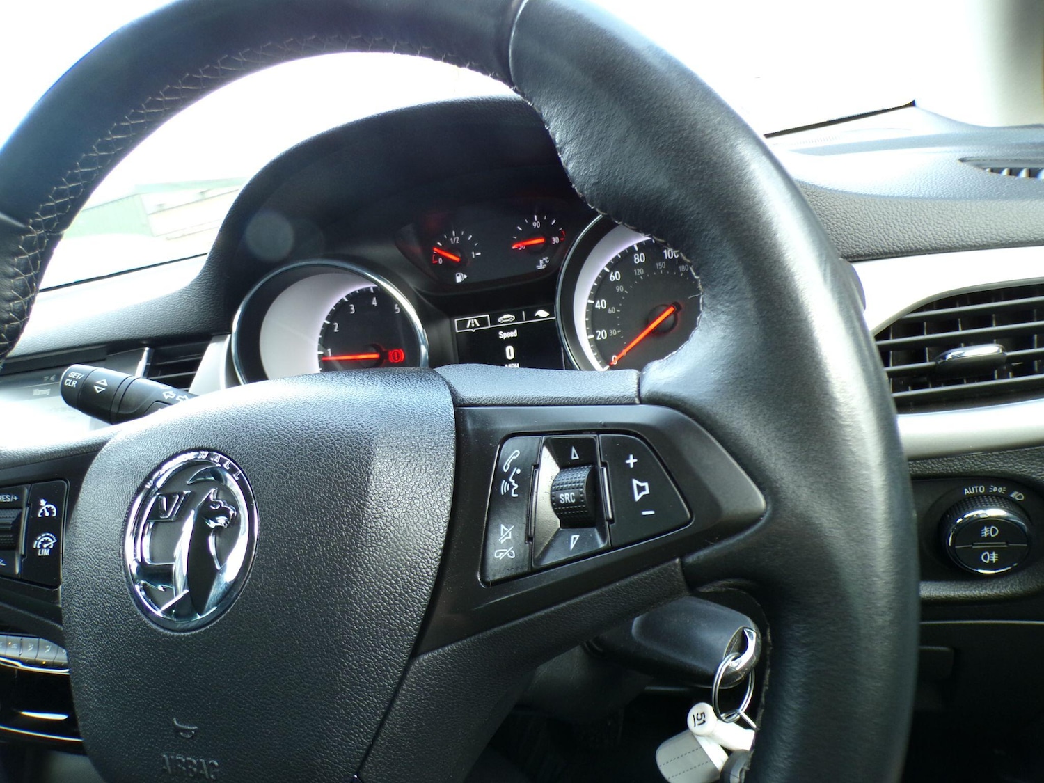 Used Vauxhall Astra 2019 for sale - 77081533: Photo 25