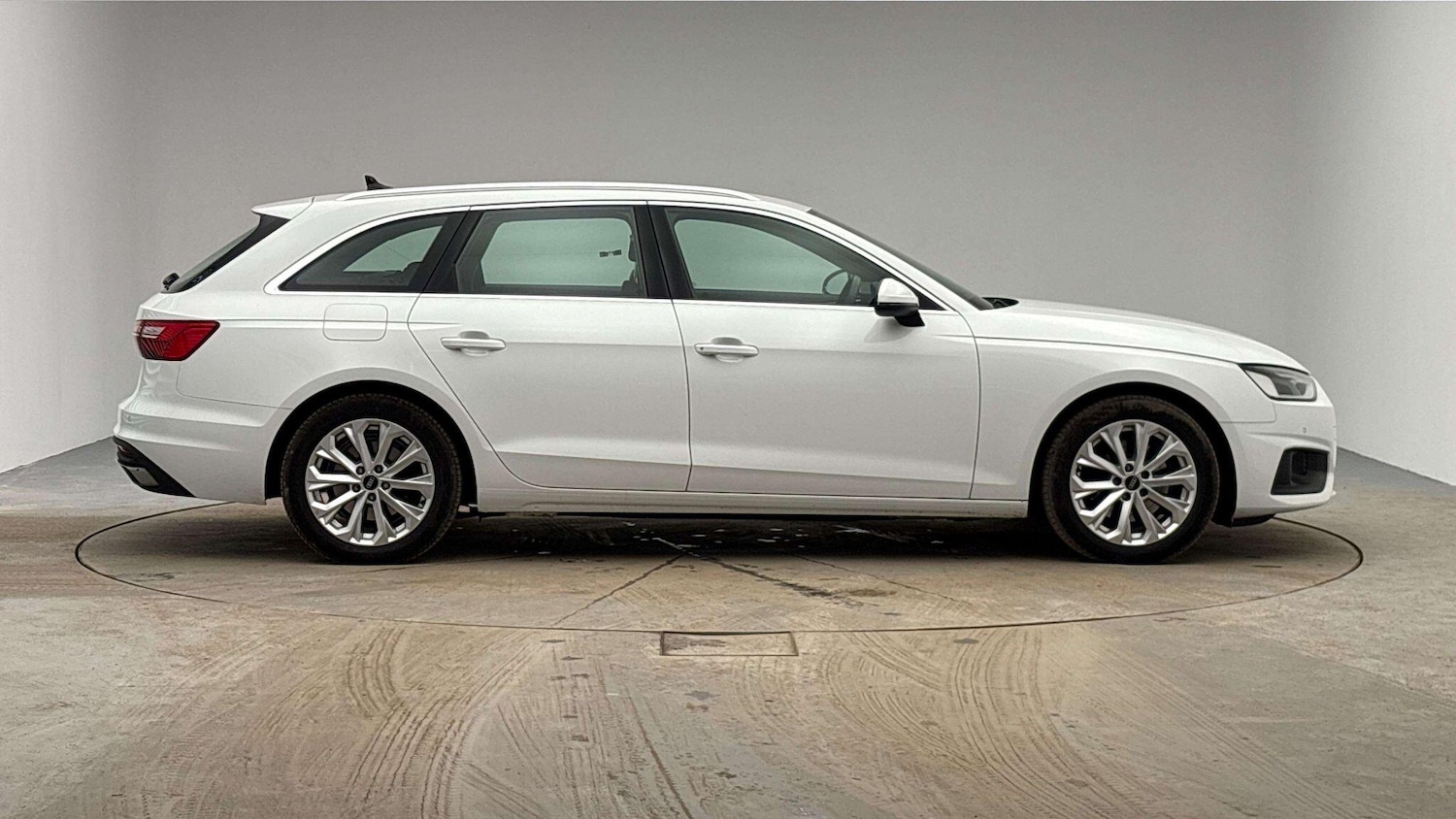 Used Audi A4 2023 for sale - 78127579: Photo 4