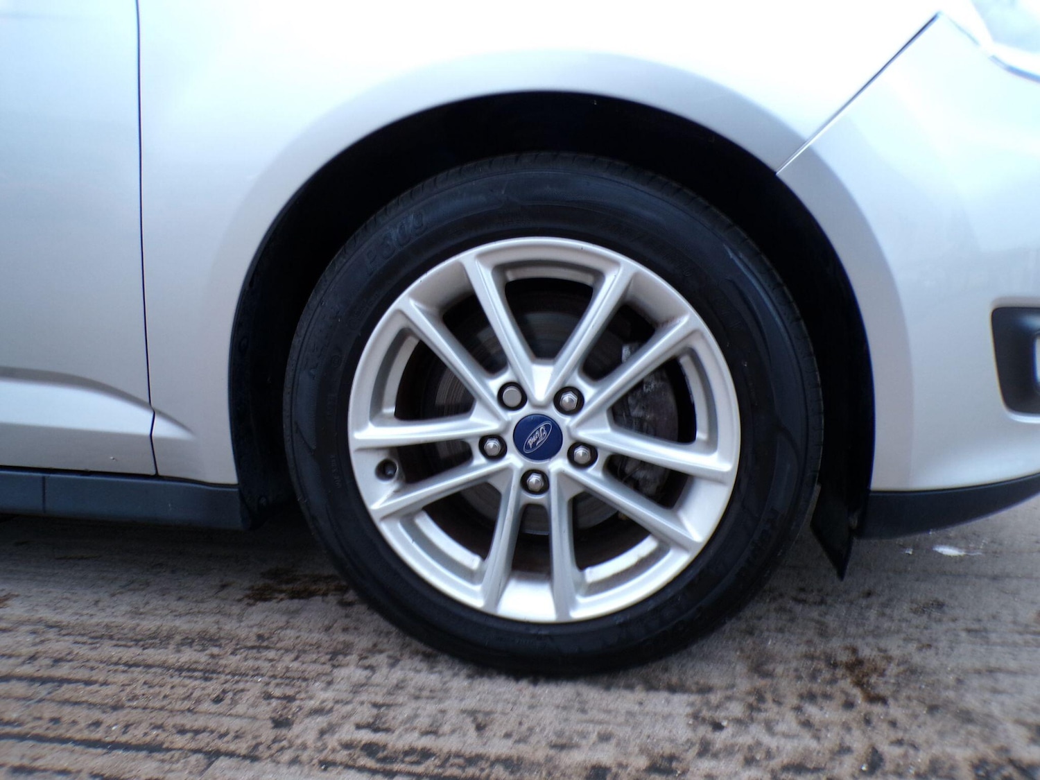 Used Ford C-Max 2015 for sale - 77358719: Photo 9