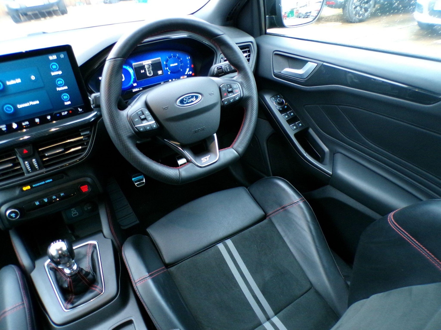 Used Ford Focus 2023 for sale - 76633234: Photo 23