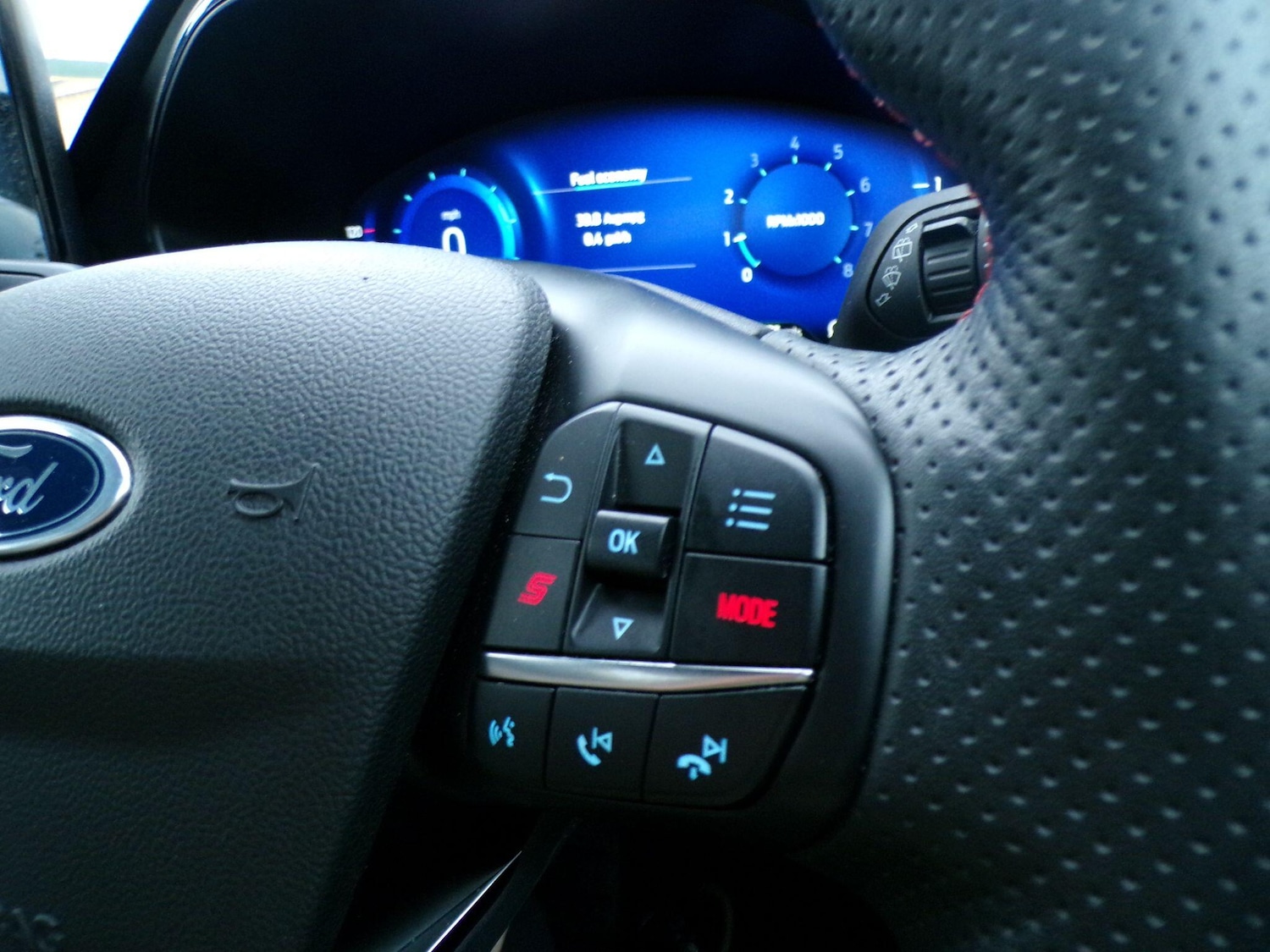 Used Ford Focus 2023 for sale - 76633234: Photo 29