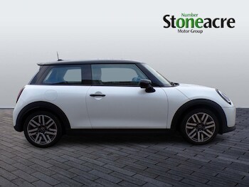 Used MINI Hatch 2024 for sale - 78215144: Photo