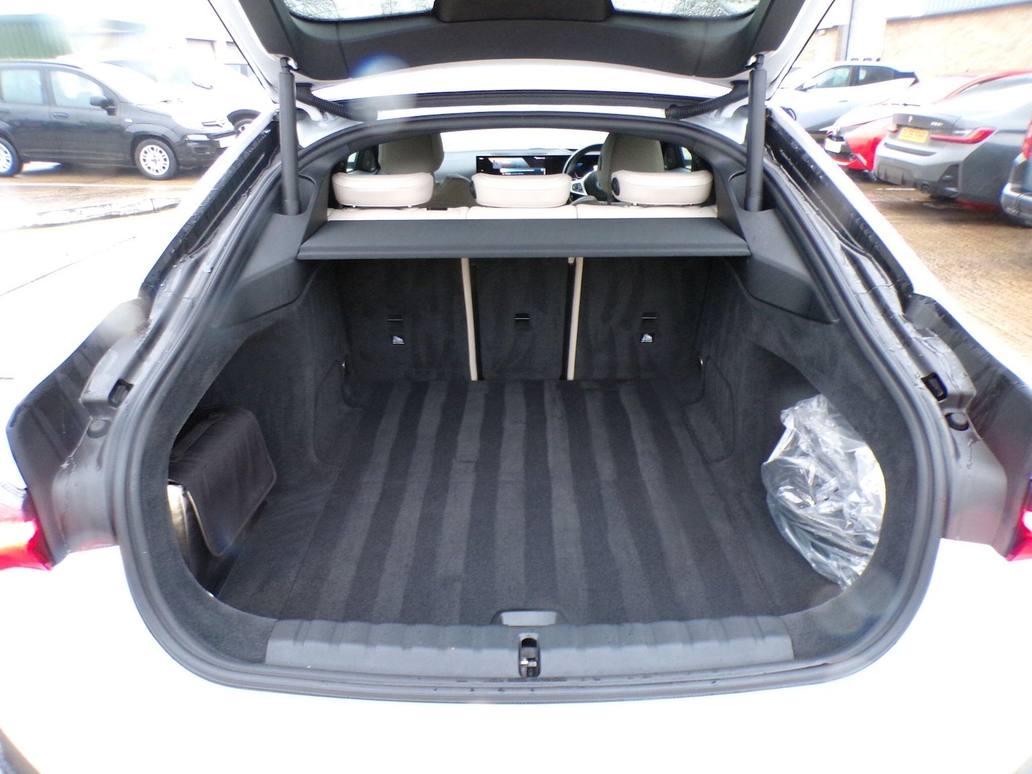 Used BMW i4 2022 for sale - 77202508: Photo 12