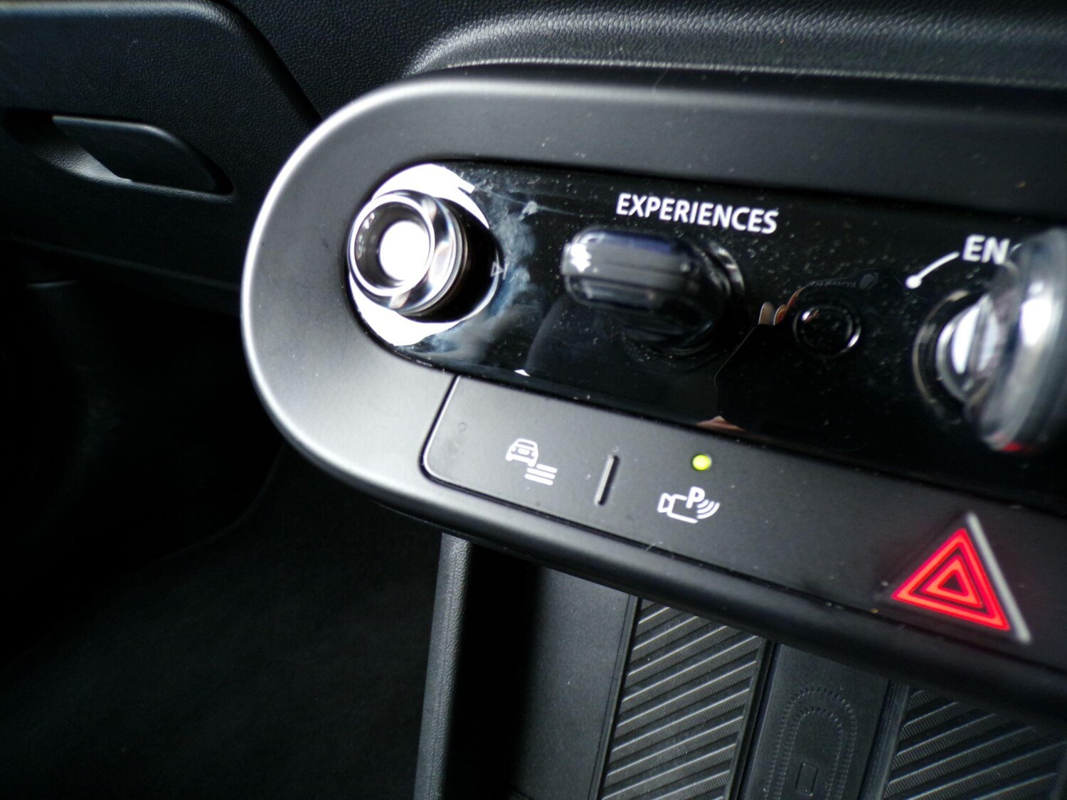 Used MINI Cooper 2024 for sale - 77525080: Photo 21