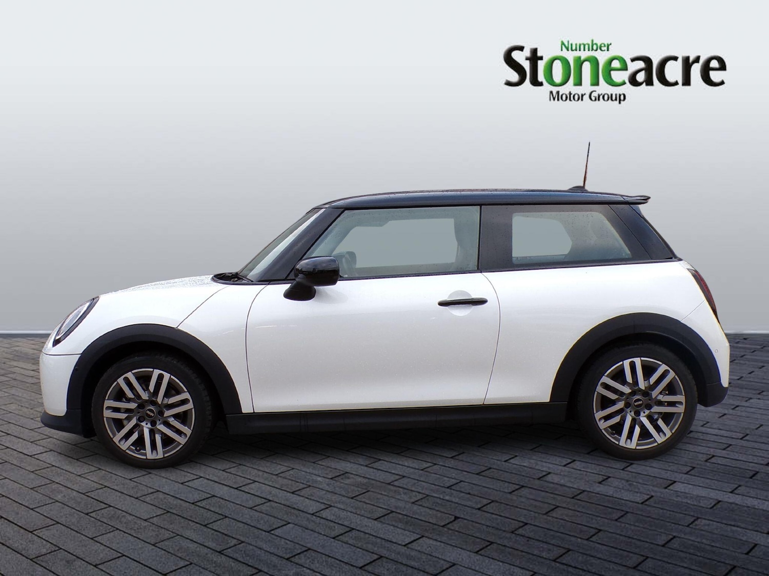 Used MINI Cooper 2024 for sale - 77525080: Photo 6