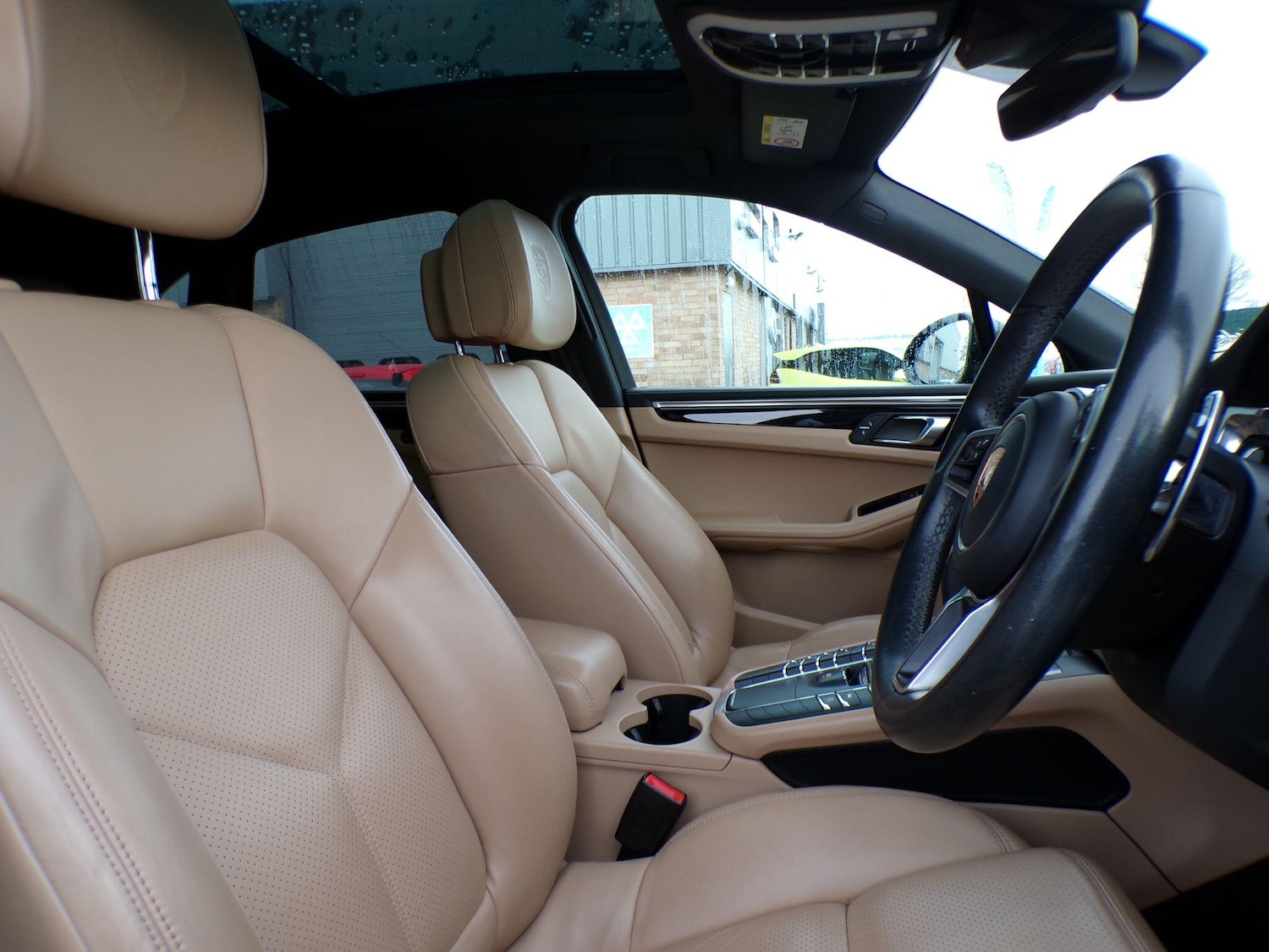 Used Porsche Macan 2018 for sale - 77156092: Photo 12