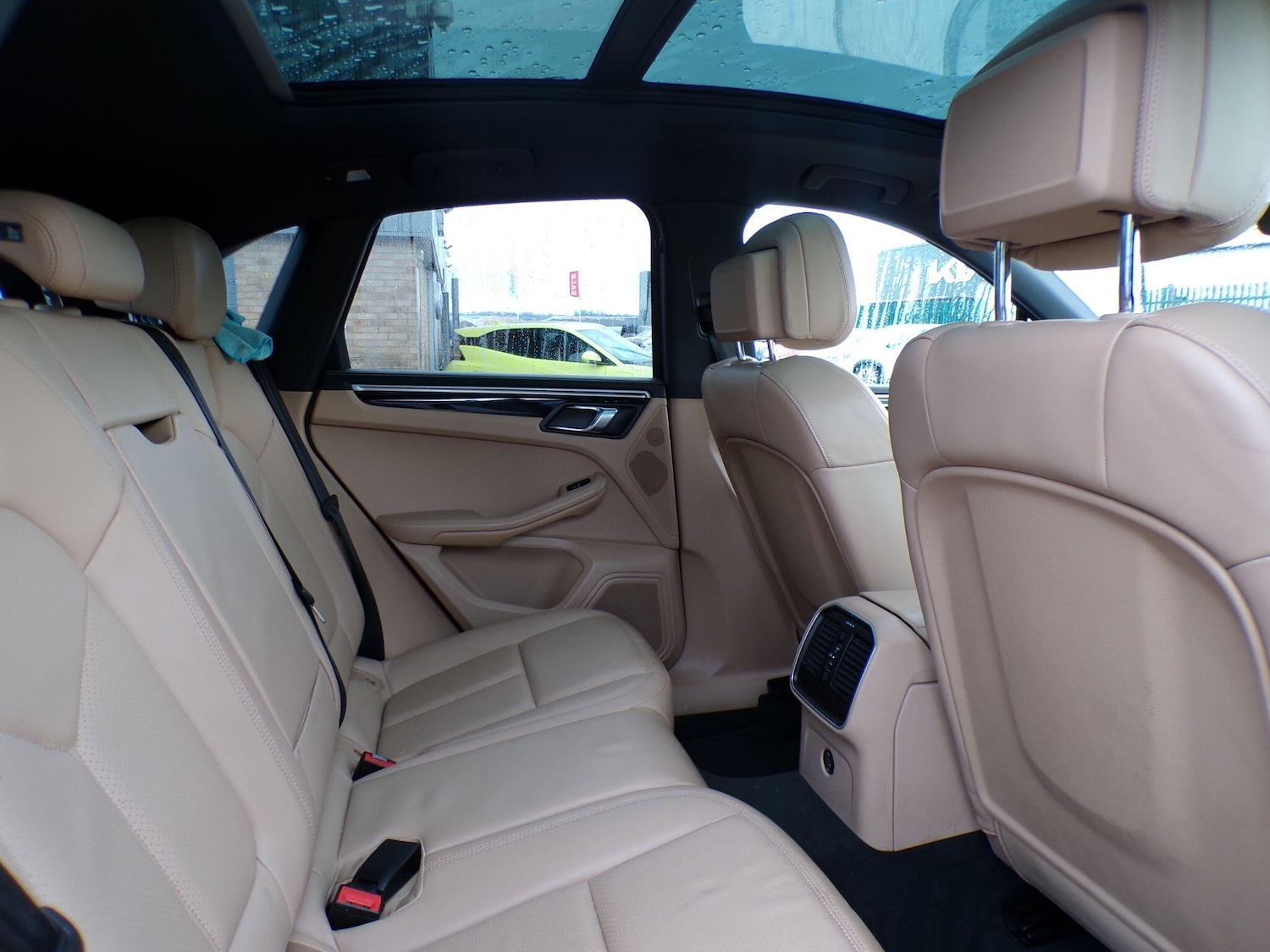 Used Porsche Macan 2018 for sale - 77156092: Photo 16