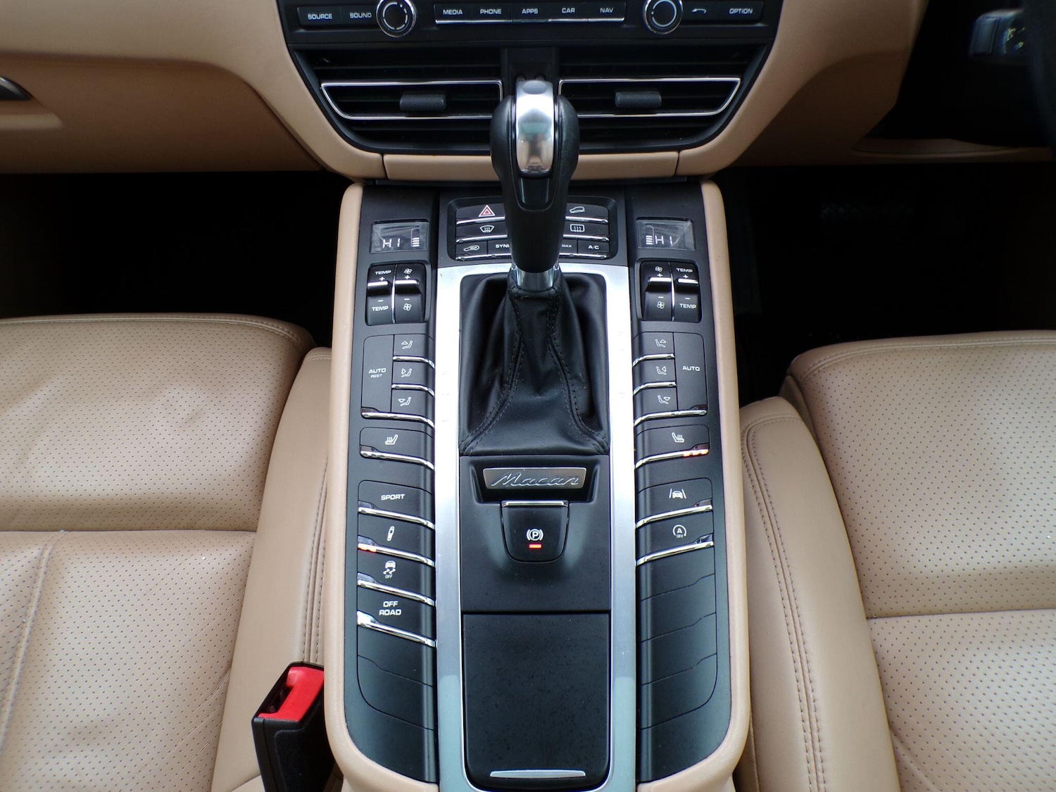 Used Porsche Macan 2018 for sale - 77156092: Photo 24