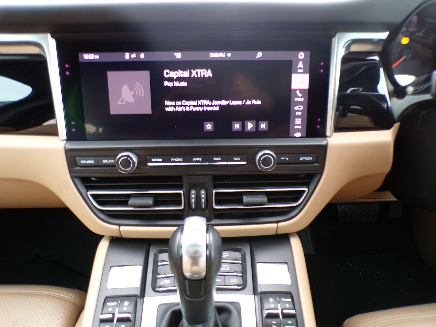 Used Porsche Macan 2018 for sale - 77156092: Photo 26