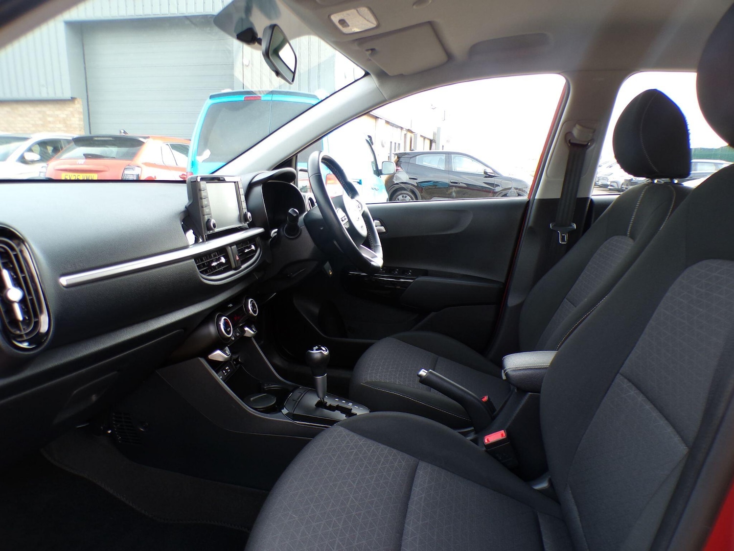 Used Kia Picanto 2018 for sale - 77611395: Photo 11