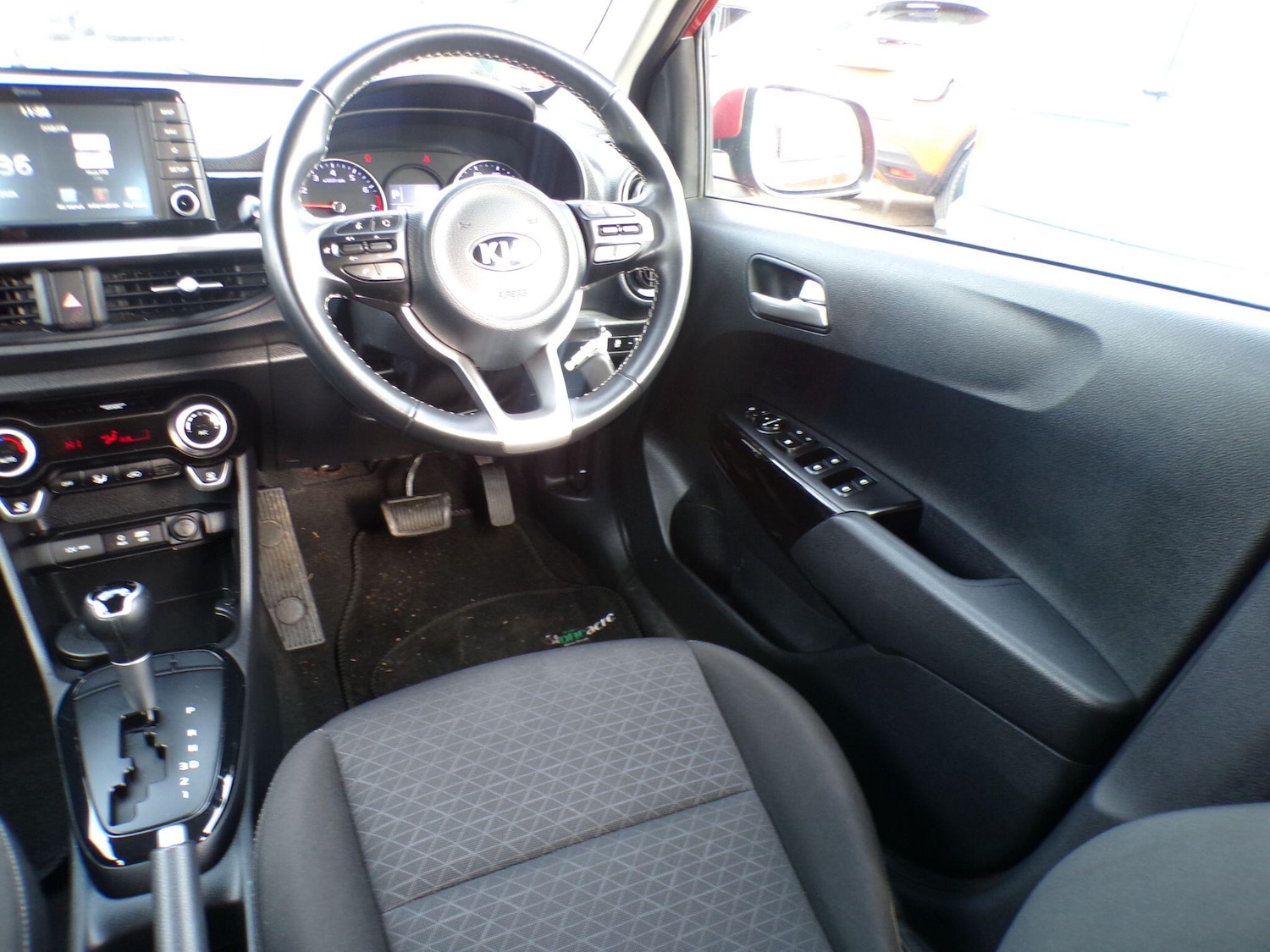 Used Kia Picanto 2018 for sale - 77611395: Photo 18