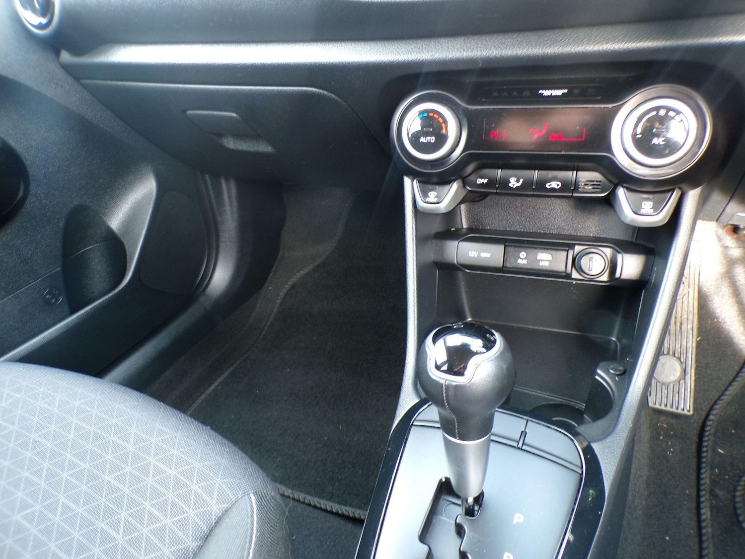 Used Kia Picanto 2018 for sale - 77611395: Photo 20