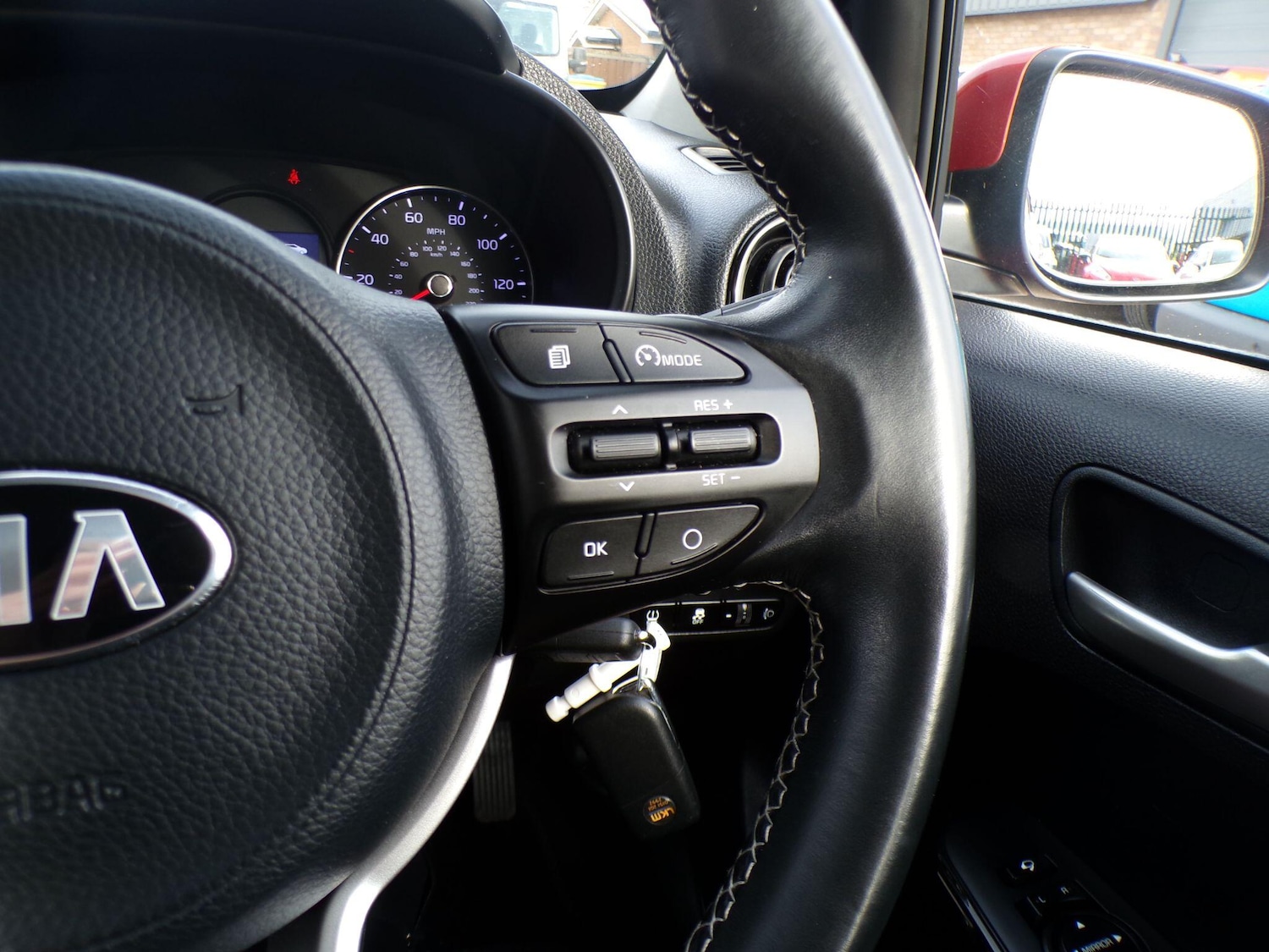 Used Kia Picanto 2018 for sale - 77611395: Photo 24