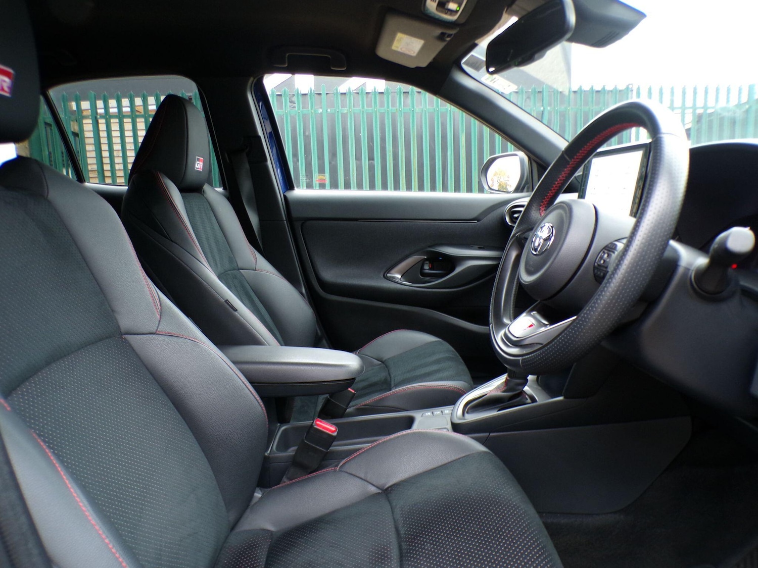 Used Toyota Yaris Cross 2022 for sale - 76993415: Photo 11