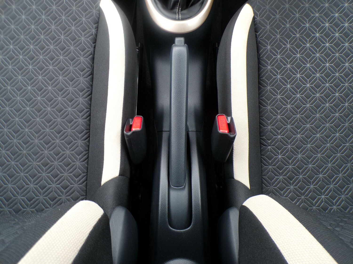 Used Toyota Aygo X 2024 for sale - 76349688: Photo 18