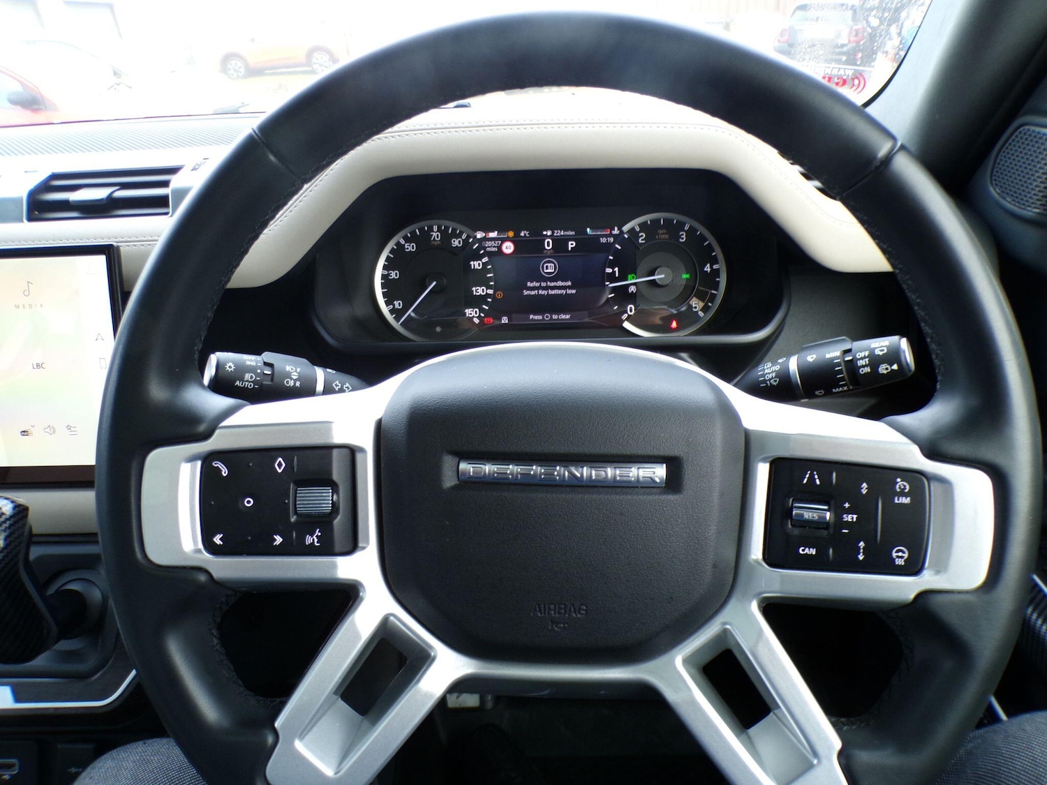 Used Land Rover Defender 2023 for sale - 77016234: Photo 18