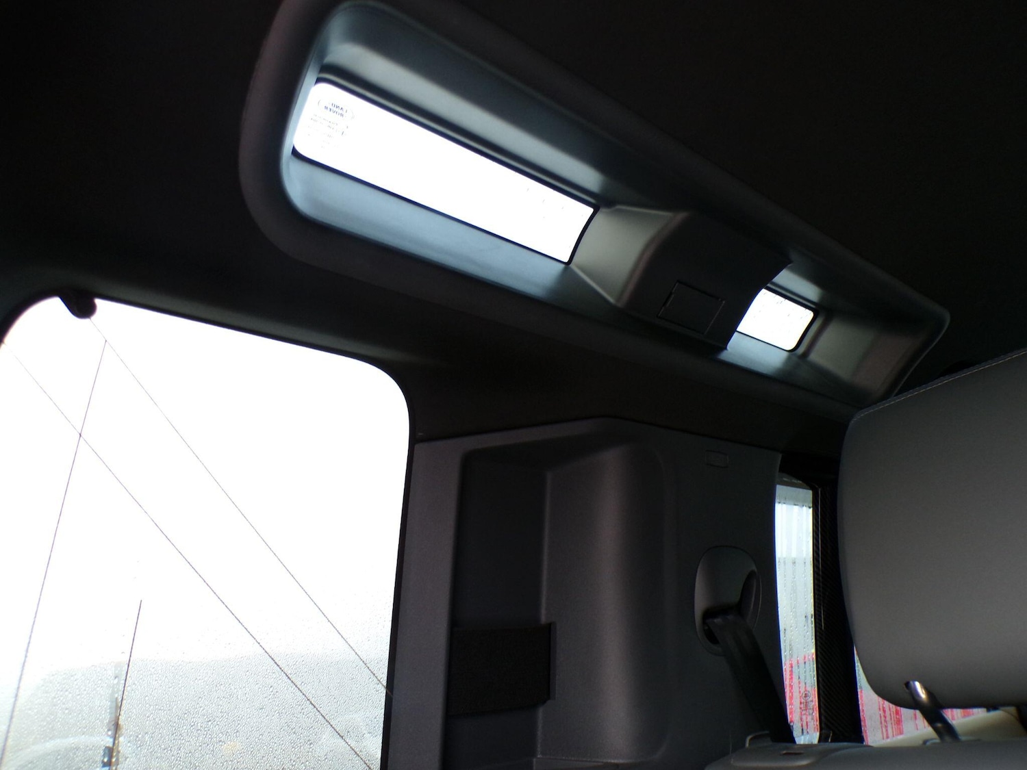 Used Land Rover Defender 2023 for sale - 77016234: Photo 26