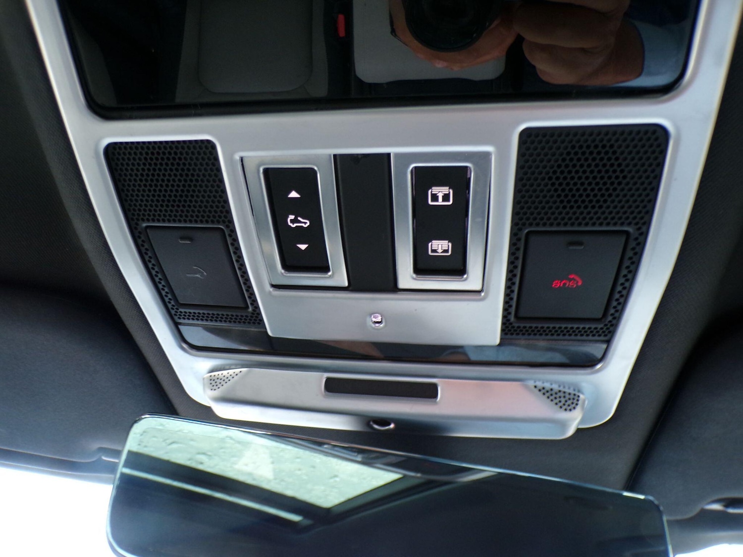 Used Land Rover Defender 2023 for sale - 77016234: Photo 33