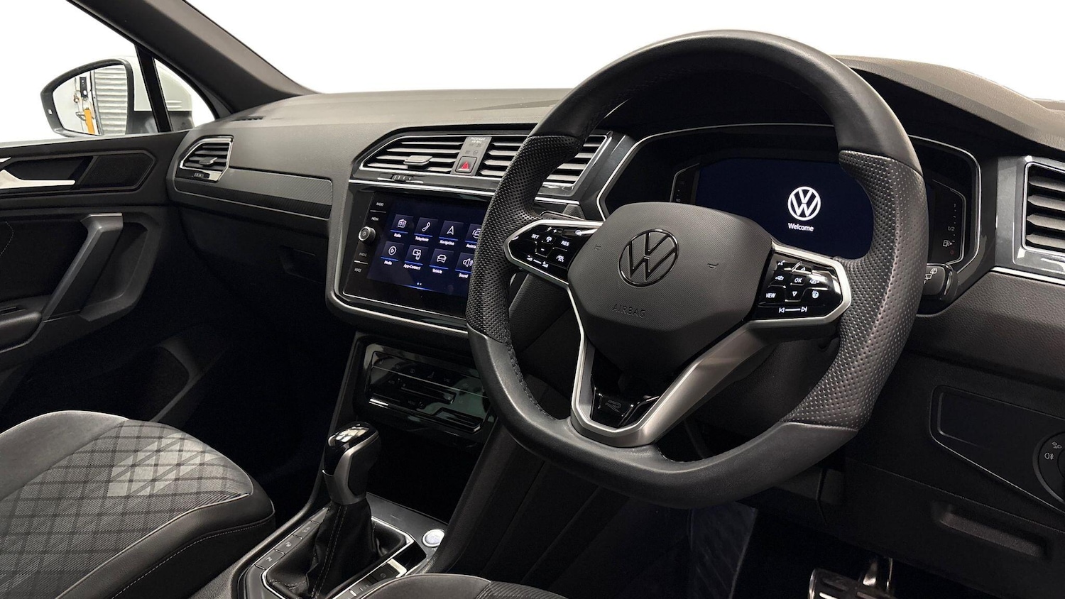 Used Volkswagen Tiguan 2023 for sale - 78047464: Photo 6