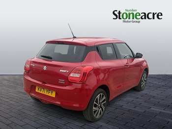 Used Suzuki Swift 2021 for sale - 79426538: Photo