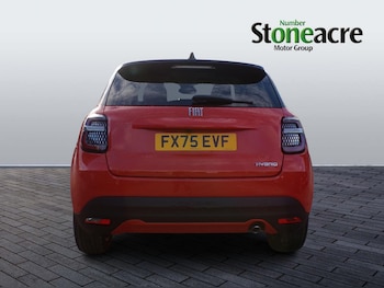 Used Fiat 600 2025 for sale - 76498424: Photo