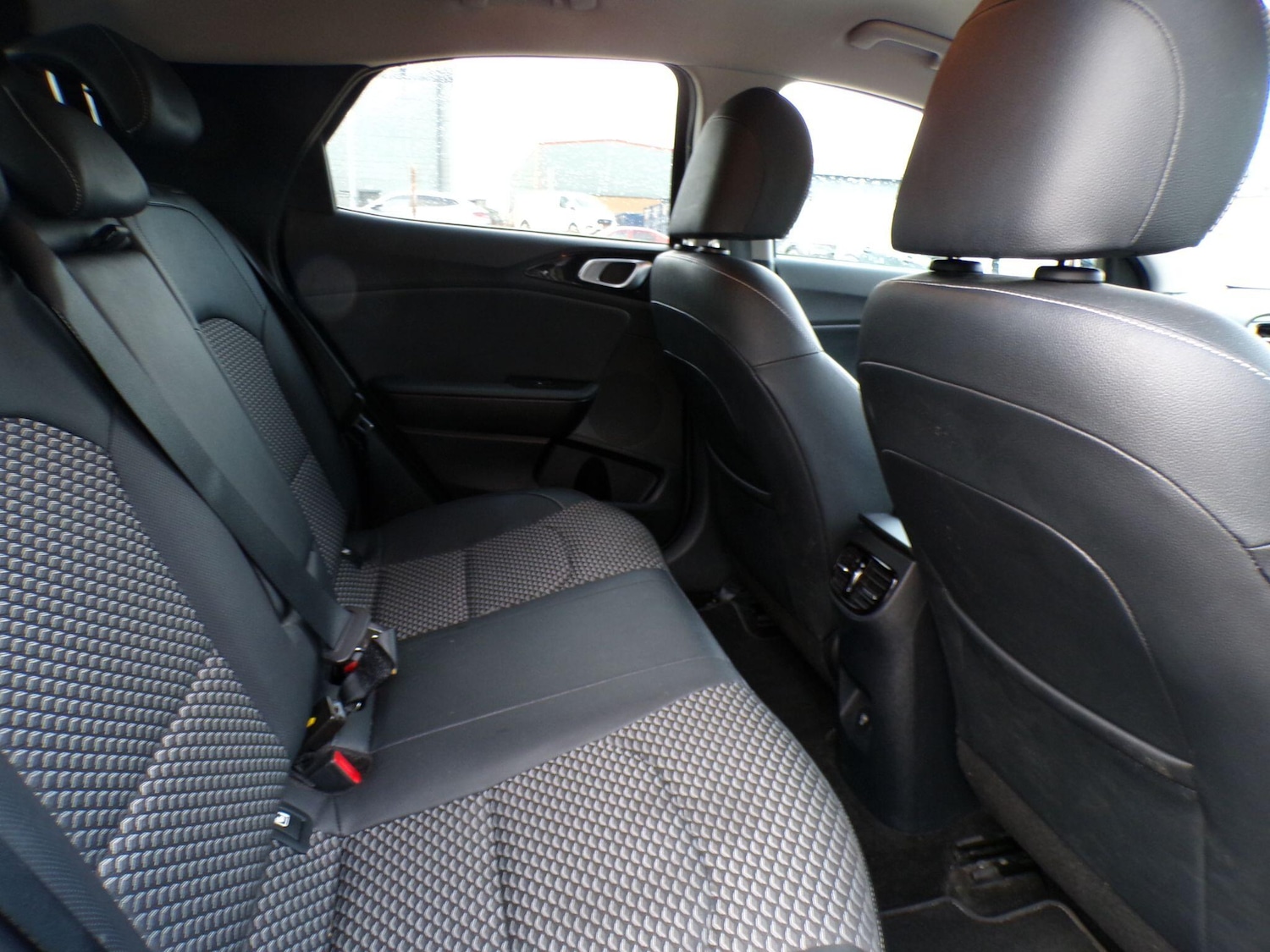 Used Kia XCeed 2022 for sale - 77081832: Photo 13