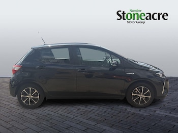 Used Toyota Yaris 2019 for sale - 79235915: Photo
