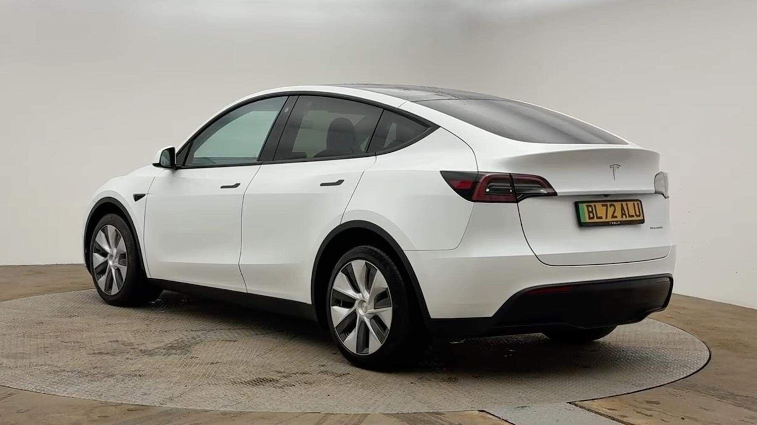 Used Tesla Model Y 2022 for sale - 78047969: Photo 3