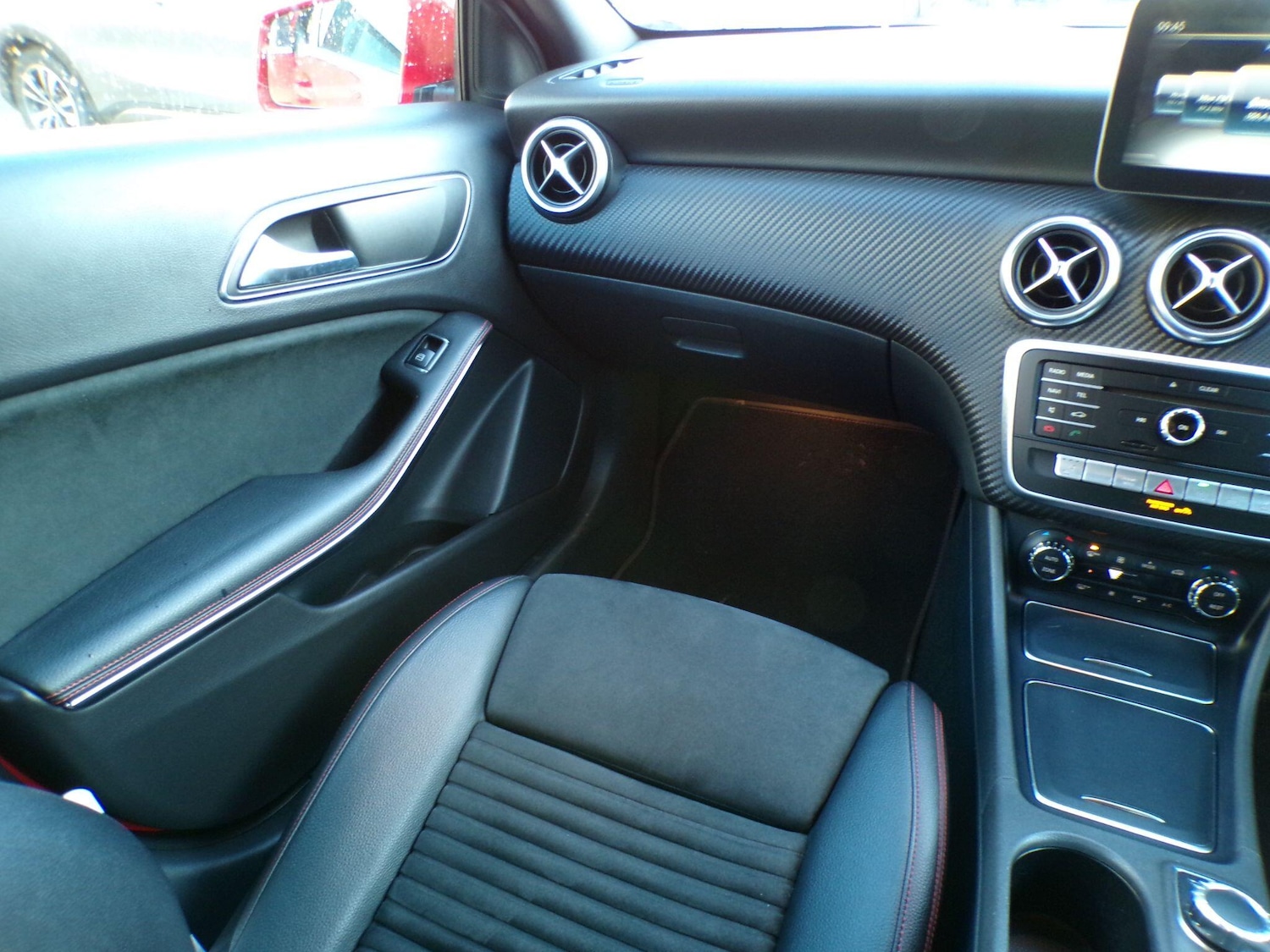 Used Mercedes-Benz A-Class 2017 for sale - 77155967: Photo 18