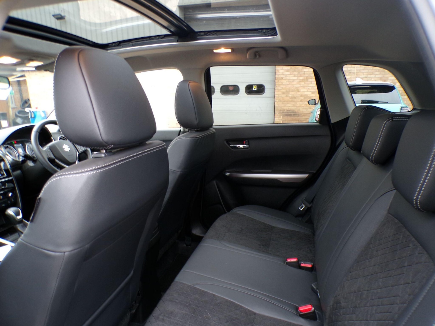 Used Suzuki Vitara 2023 for sale - 77598335: Photo 14