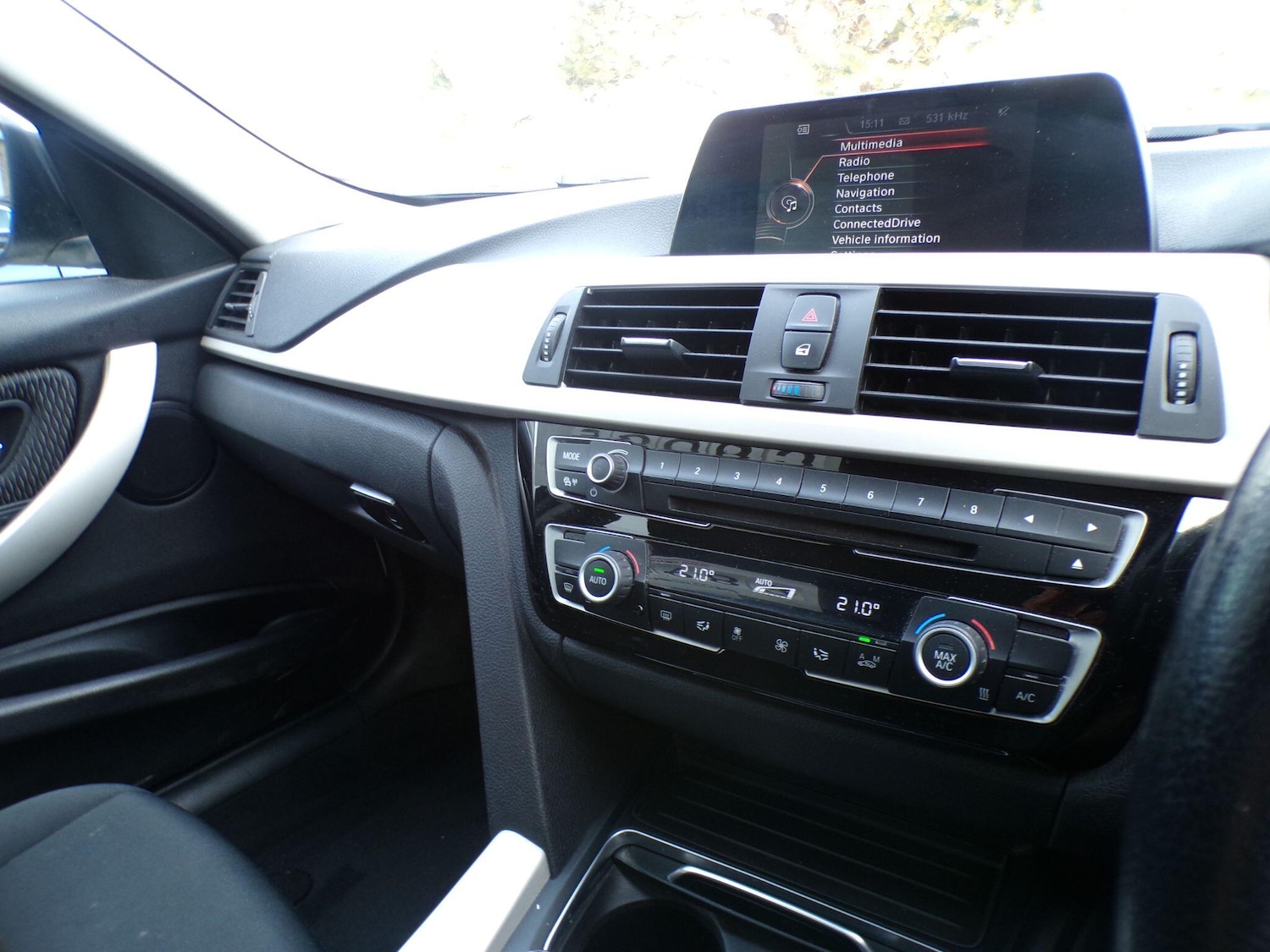 Used BMW 3 Series 2015 for sale - 76801415: Photo 15