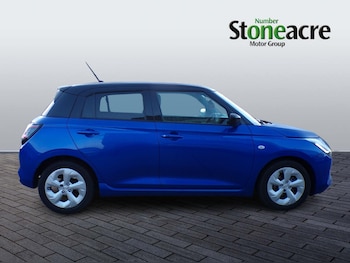 Used Suzuki Swift 2024 for sale - 77387174: Photo