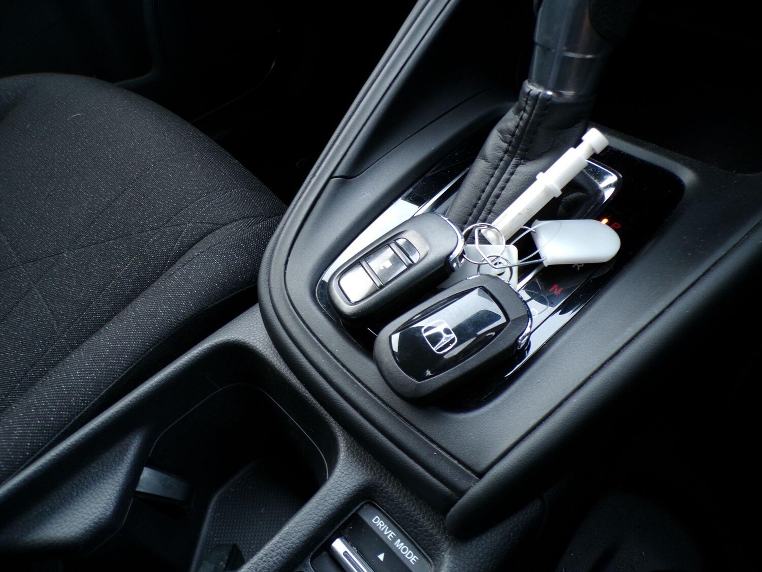 Used Honda HR-V 2024 for sale - 77709596: Photo 32