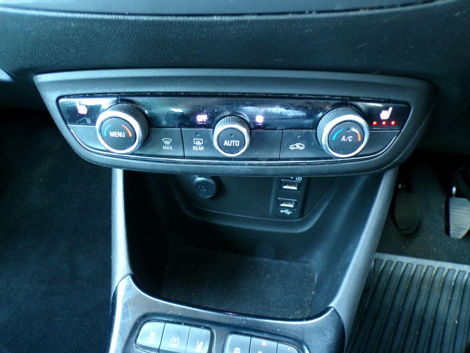 Used Vauxhall Crossland for sale - 77163675: Photo 30