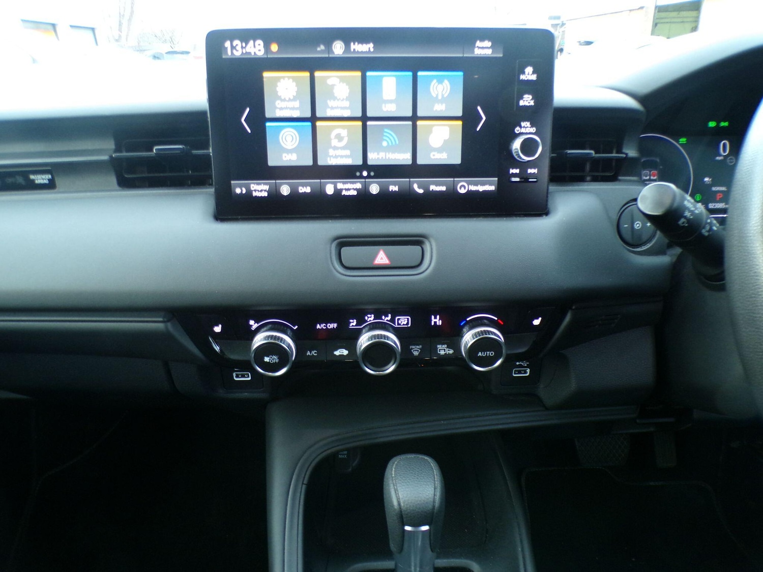 Used Honda HR-V 2024 for sale - 77290524: Photo 19