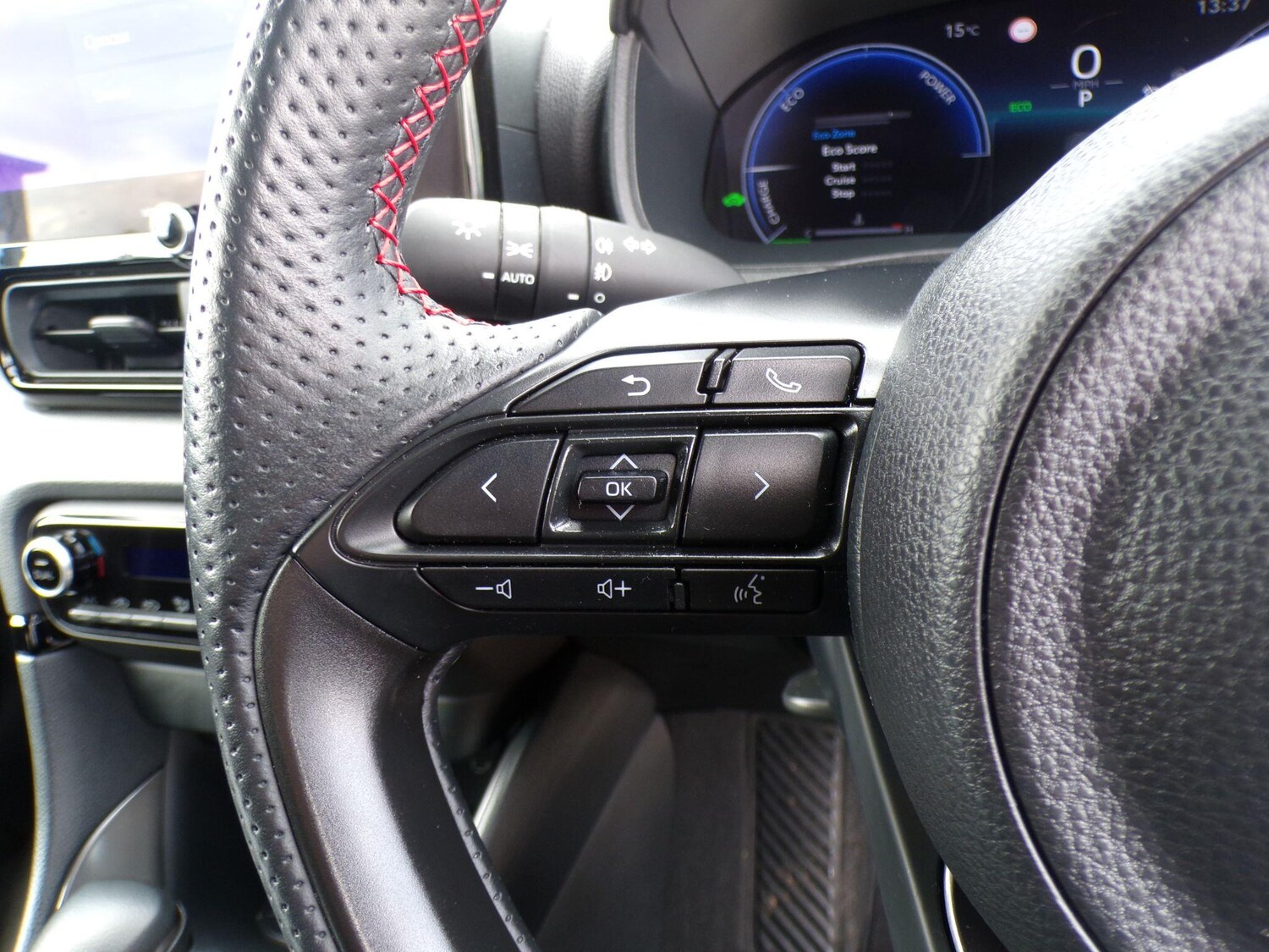 Used Toyota Yaris 2024 for sale - 76189147: Photo 25
