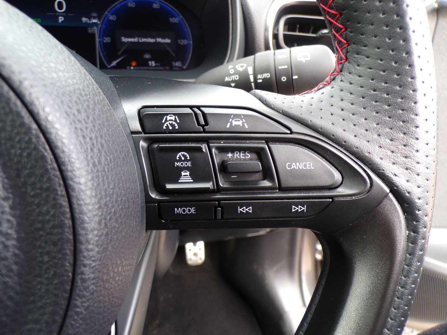 Used Toyota Yaris 2024 for sale - 76189147: Photo 26