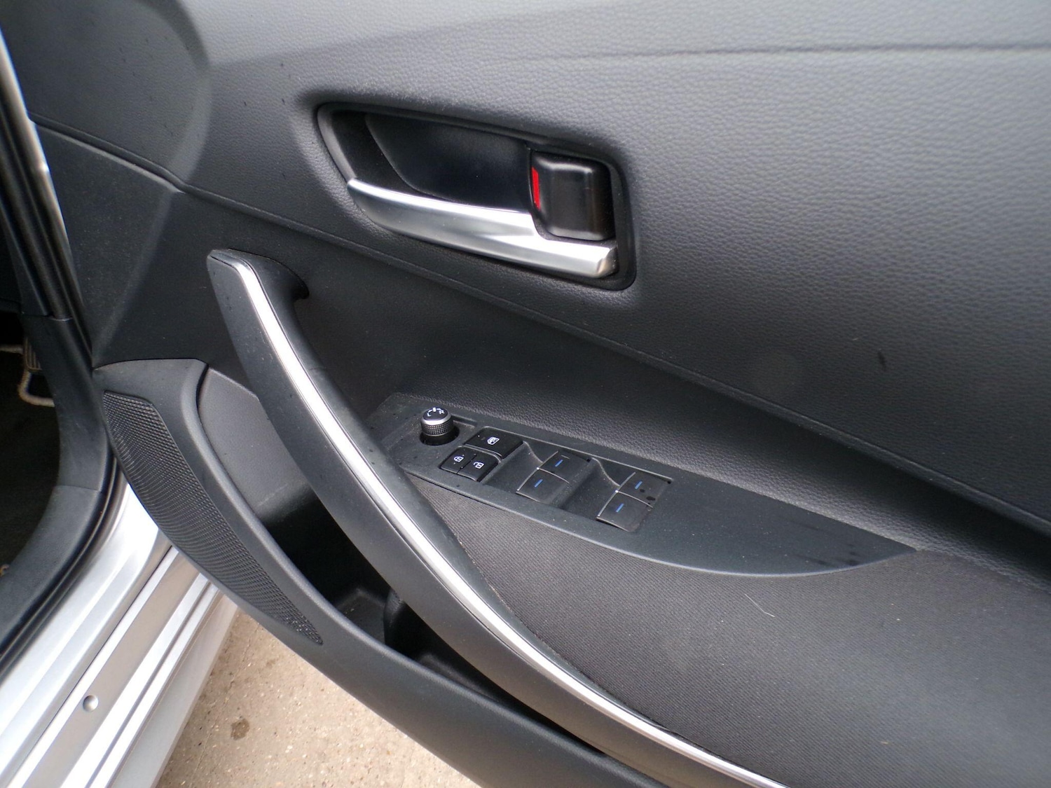 Used Toyota Corolla for sale - 77753461: Photo 14