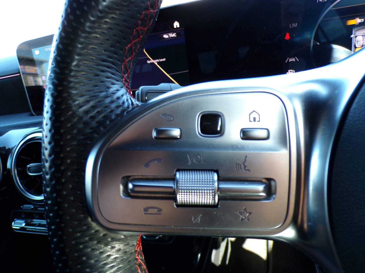 Used Mercedes-Benz A-Class 2019 for sale - 75978741: Photo 21