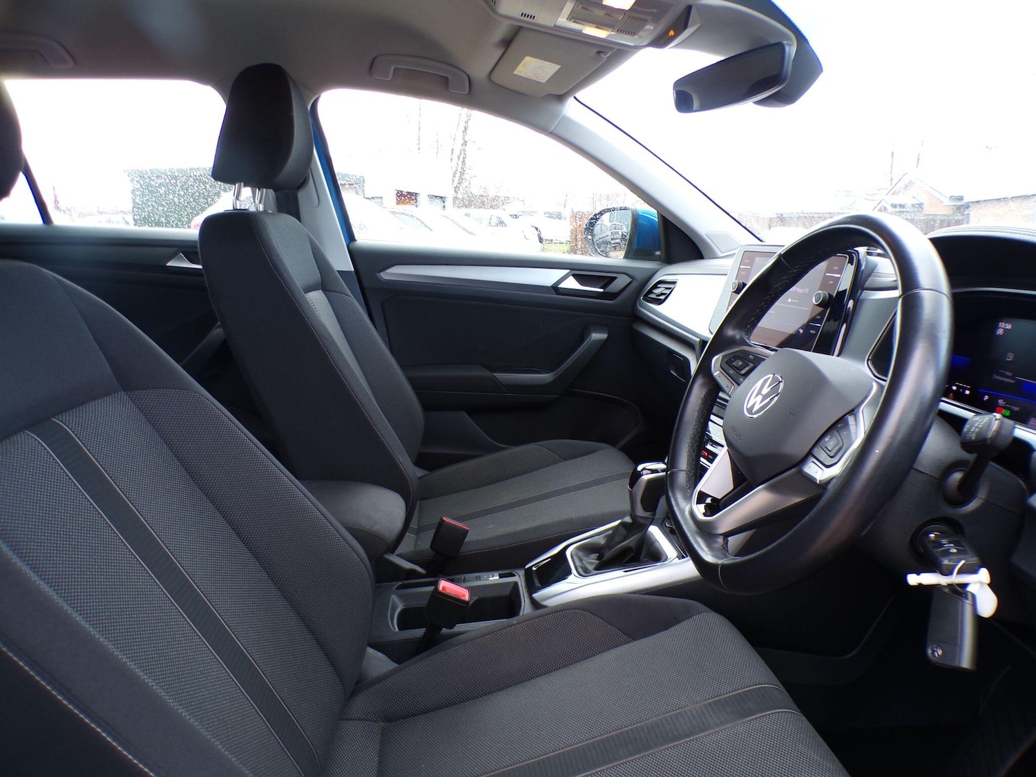 Used Volkswagen T-Roc 2023 for sale - 78086204: Photo 11